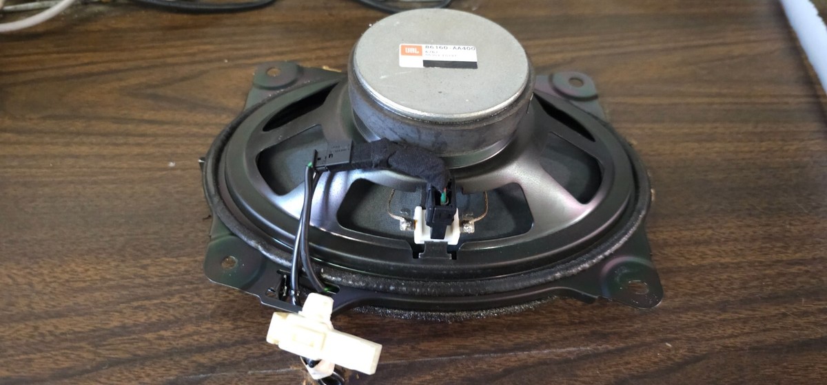 2002 Toyota Camry Right Rear Door Speaker OEM 86160AA400 for sale