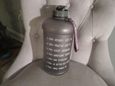 Super Clean Hydro Mate Hydration Bottle 2000 ml  Nice Shape! Water Bottle