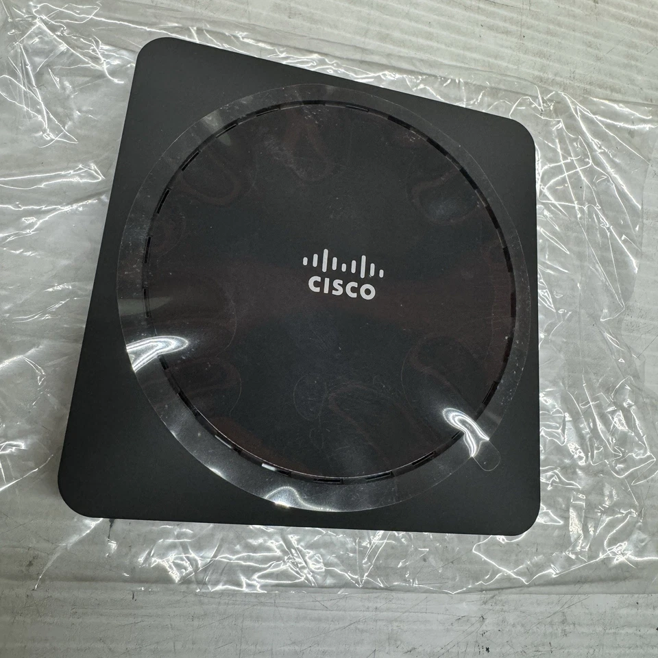 Cisco 74-121505-01 6825 IP Phone Cordless w/ 74-121553-01 DBS-210-3PC-NA-K9 - Image 3 of 4
