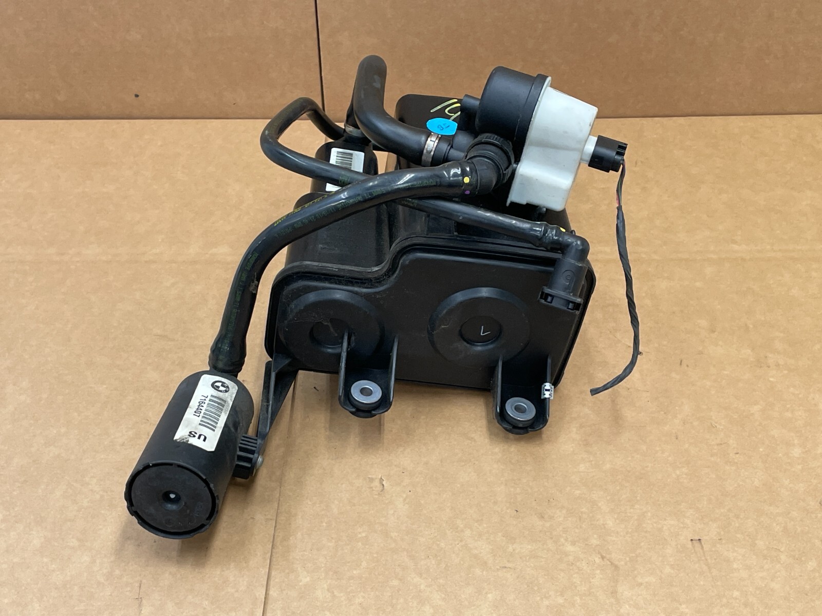 2008 BMW X6 Fuel Evaporator Vapor Charcoal Emission Canister Tank 