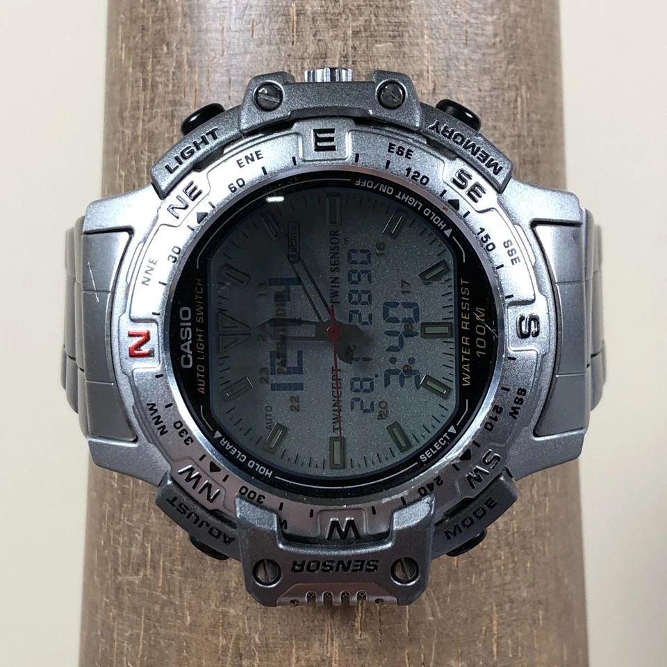 Casio Pathfinder Men 1376 PAT-500 Multifunction Analog Digital Watch 7 3/4" - Image 2 of 4