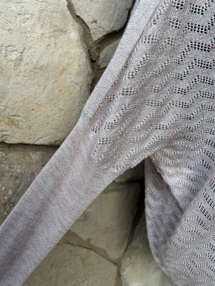 Suéter Ruff Hewn Valentines médio rosa ombro frio metálico acento caimento solto - Imagem 3 de 4