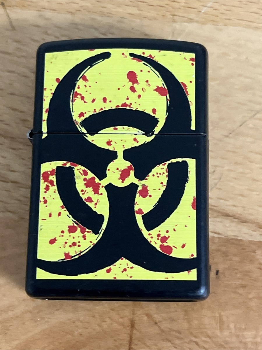 新品✨biohazard let me live zippo New ✨ biohazard let me live zippo