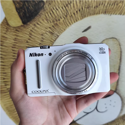 Nikon COOLPIX S9700 White 16.0MP 30x Zoom Compact Digital Camera 
