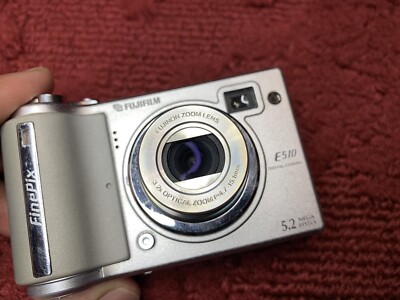Fujifilm Finepix E510 Digital Camera 5.2MP Silver Tested Working