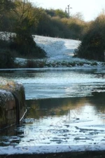 Photo 6x4 Canal above Dun Mill Lock Eddington/SU3469 The canal had a hal c2009