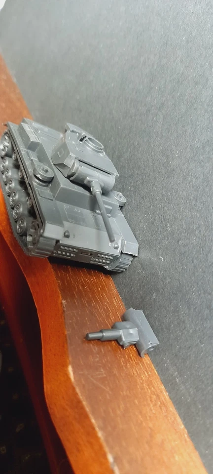 ROCO MINITANKS art. 174 - 1/87 H0 - Panzer III - Immagine 4 di 4