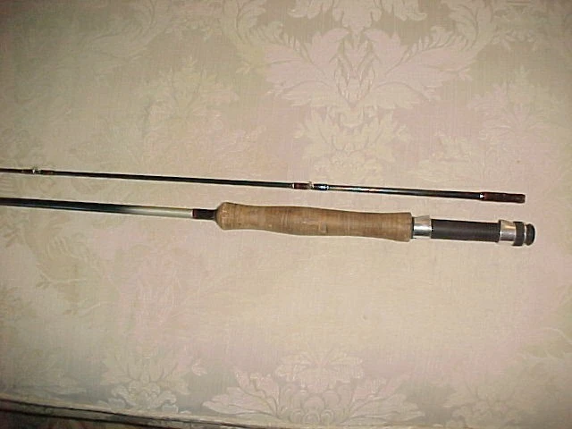 Vara de mosca Abu Garcia Maxxair BMF 8667 grafite 8 pés 6 polegadas - Imagem 2 de 4