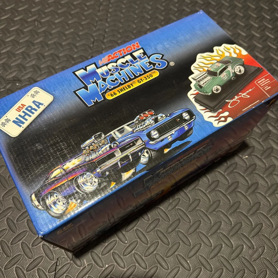 Muscle Machine 1966 Shelby GT350 - NHRA John Force Edition 1:18 Action 2004 - Image 3 of 4