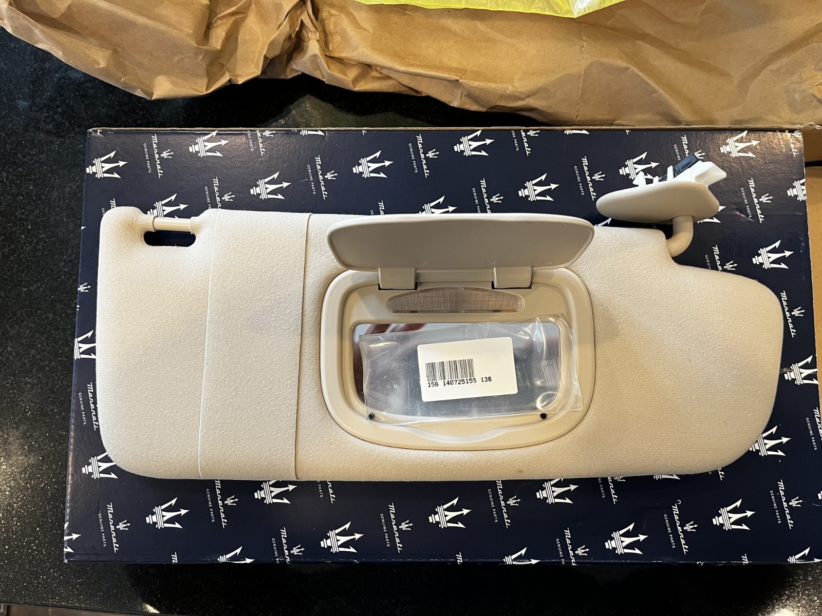 Maserati Sun Visor Set Ghibli/Quattroporte 2014-2016 (SAND)