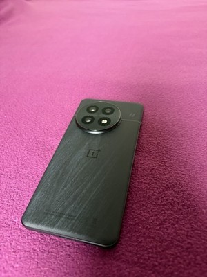 OnePlus 13 512GB Black Eclipse + SUPERVOCC 120W Netzteil Zubehörpaket KEINE OVP