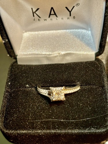 Kay Jewelers 1 CRT Princesses Cut Diamond Engagement Ring