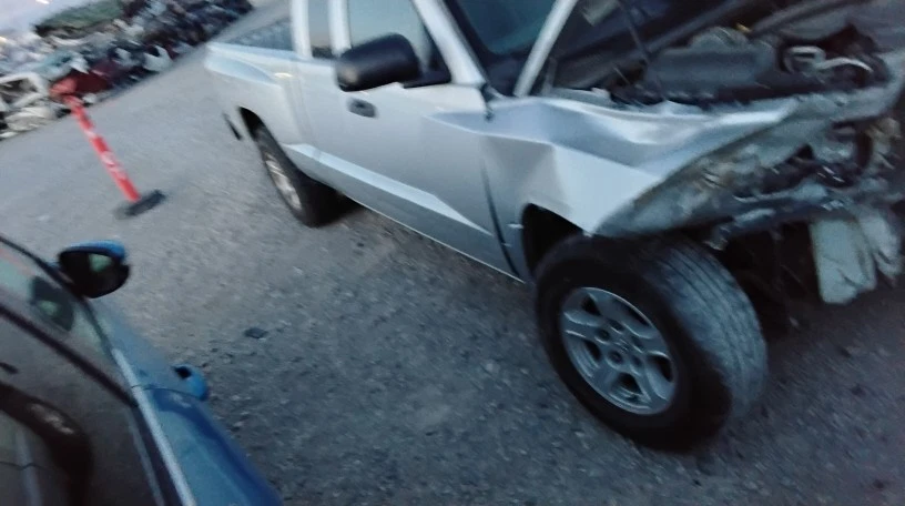 Dodge Dakota 2005 transmisión manual fabricante de equipos originales 53 k millas - LKQ434020735 Foto 2 de 4