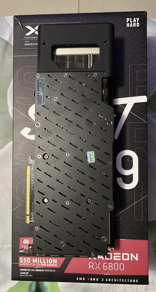 AMD Radeon RX6800 XFX SWFT 319 16GB VRAM GDDR6 RDNA 2 Scheda Video GPU - Immagine 2 di 4