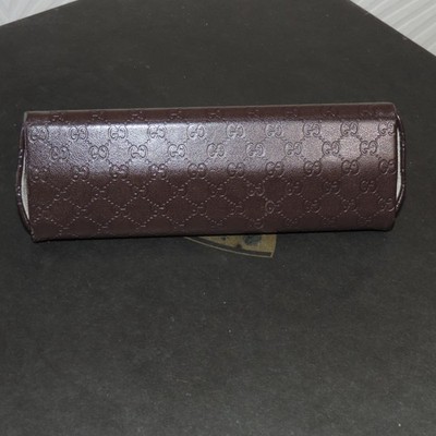 GUCCI Triangular Dark Brown Leather Embossed Logo Glasses  display picture 3