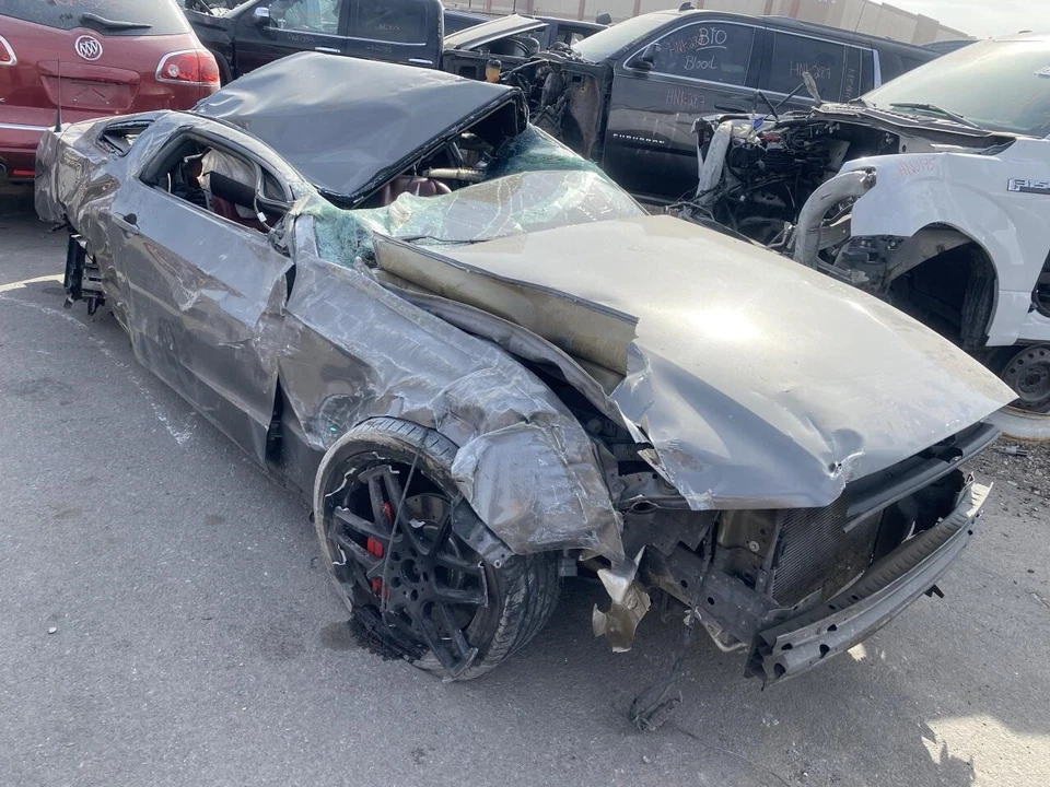 Used Fuel Injection Throttle Body fits: 2013 Ford Mustang Grade A Foto 2 de 4