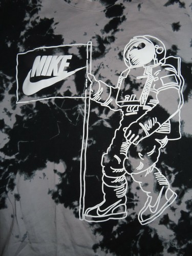 Nike Logo Astronaut SPACEMAN Man on the 
