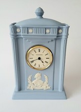Wedgwood Blue Jasperware Clock Queen Mother - Danbury Mint
