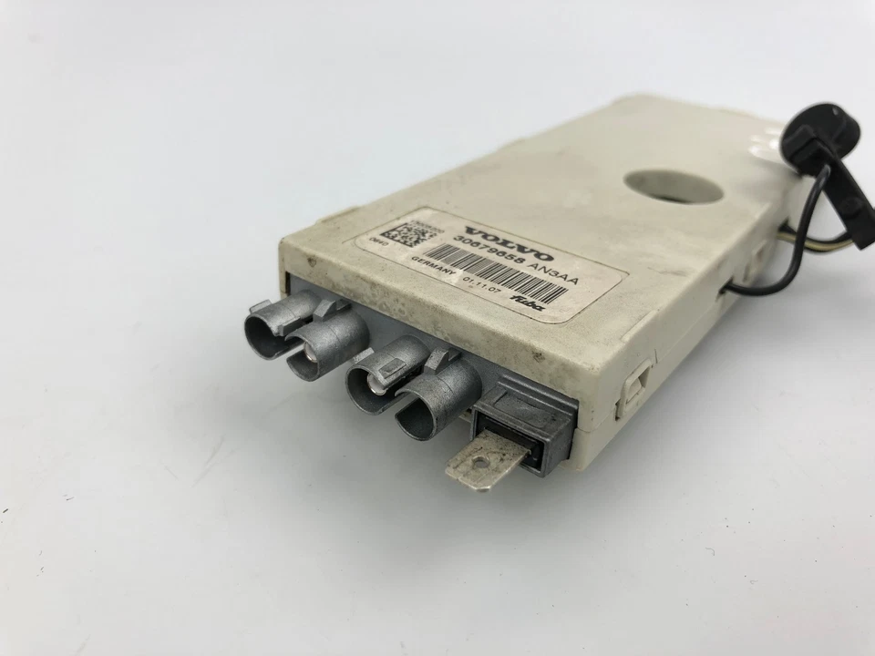 2008 Volvo v70 Aerial Antenna AMP Amplifier Module 30679658 - Image 3 of 4