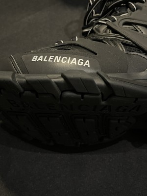 AUTHENTIC BALENCIAGA TRACK HIKE SNEAKERS WORN ONCE AND SIZE 40