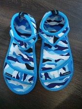 Flopeeze Blue Camoflauge Water Sandals Kids Size 6/7 Youth Shoe