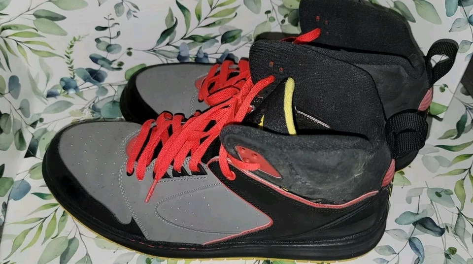  Jordan Sixty Club Gris Negro Rojo Foto 4 de 4