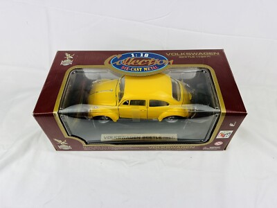 ROAD LEGENDS Diecast 1:18 1967 Yellow Volkswagen Beetle DAMAGED