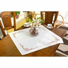   Kit de nappe à broder  Fleurs de pommier FM005  Luca-S  
