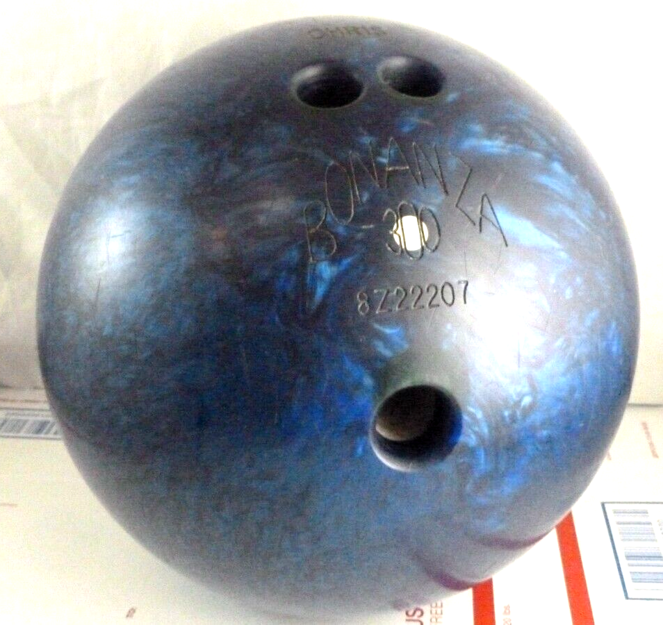 Vintage Columbia Bonanza 300 Blue Pearl 11lbs Bowling Ball 11 lb