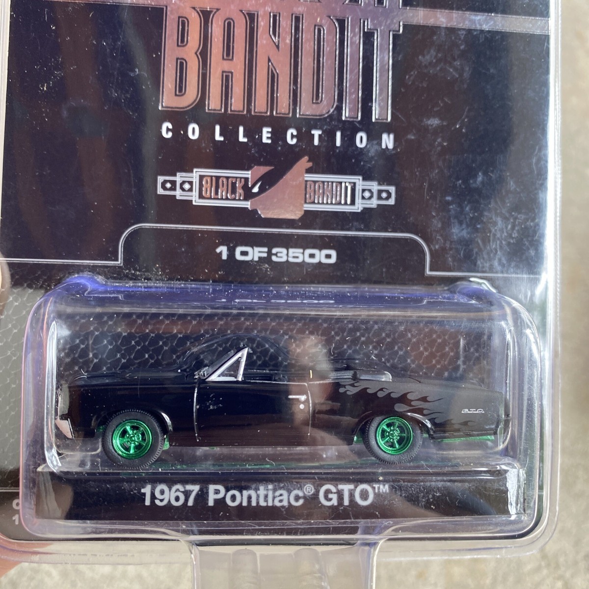 Greenlight Black Bandit '67 PONTIAC GTO GREEN wheels & Chassis