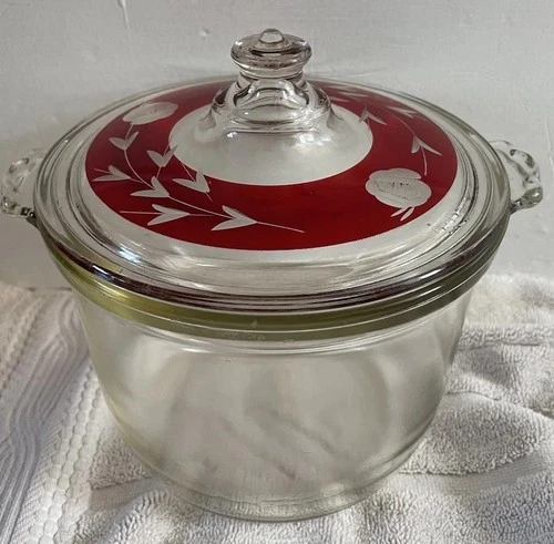 Vintage 1950’s Pyrex 504-B Bean Pot With Ruby Red Etched Flowers Lid