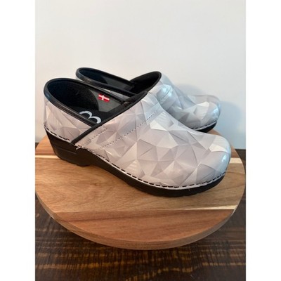 Sanita Danish Smart Step Pro Perennial Nursing Clogs Grey Geometric Size 36 NEW
