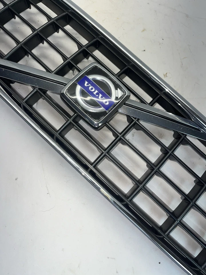 Rejilla delantera Volvo S40 2004 2005 2006 2007/05 06 07 V50 parrilla capó delantero Volvo Foto 3 de 4
