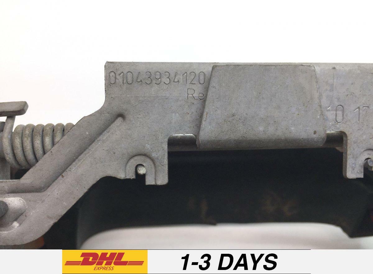 82184447 22246022 Door Exterior Handle Right Volvo Trucks Lorries 