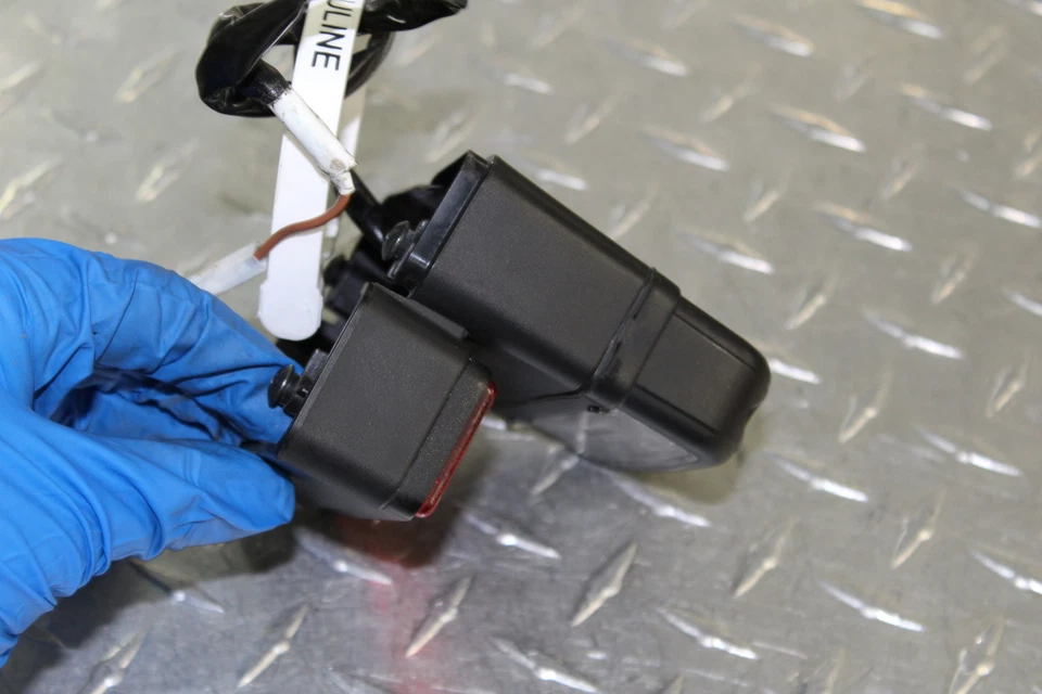 2014 HONDA CB500F LICENSE PLATE LIGHT RASH - Image 2 of 4