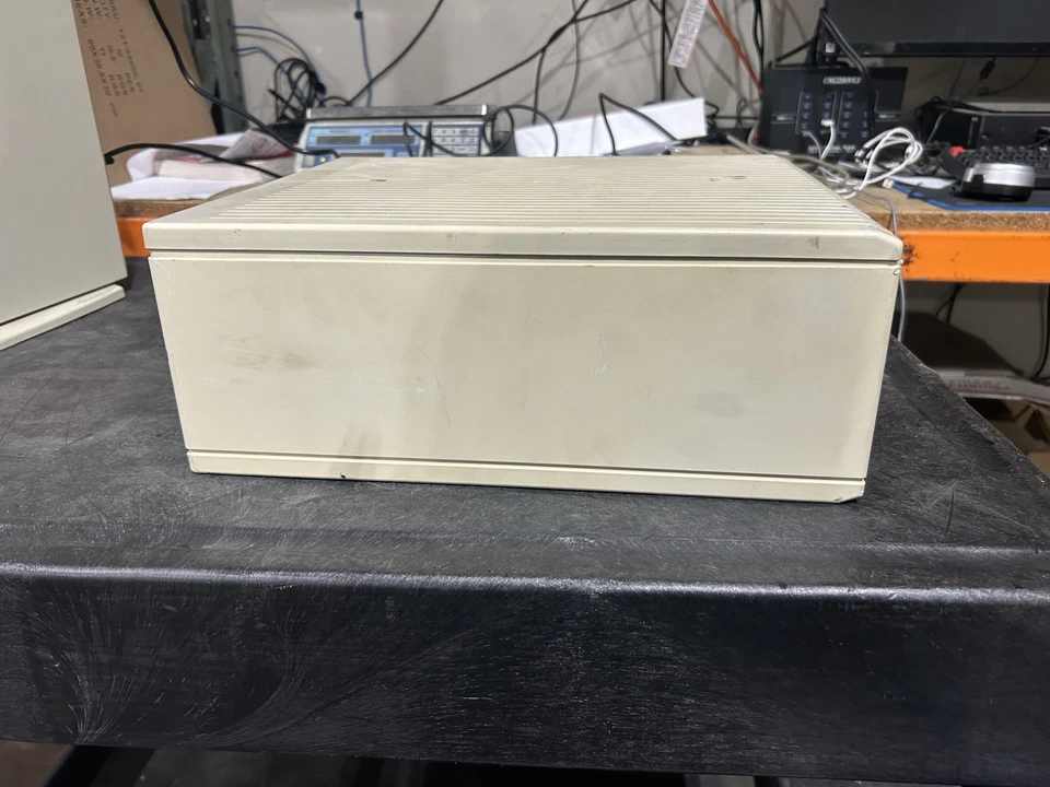 Vintage Apple Macintosh IIci M5780 Desktop Computer Empty Case READ - Image 3 of 4