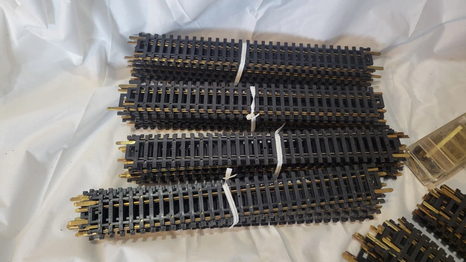 HO Scale Brass Track Large Lot of  140 Pcs Switch Stright Curved - Image 4 of 4