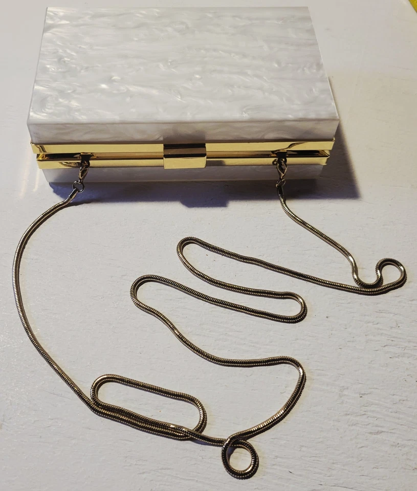 Caja clutch Rachel Zoe blanca perla lucita oro cadena correa caja de estilo Foto 2 de 4