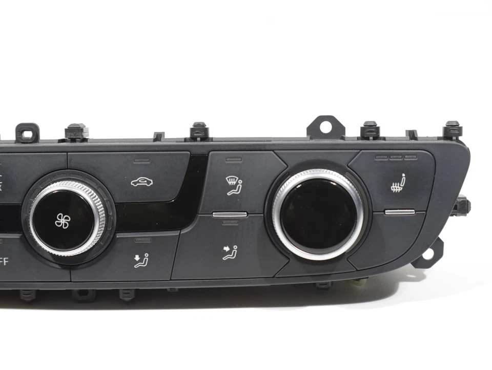 2017-2019 Audi Q7 4M Heater Climate Temperature Control Panel 4M0820043R OEM - Image 3 of 4