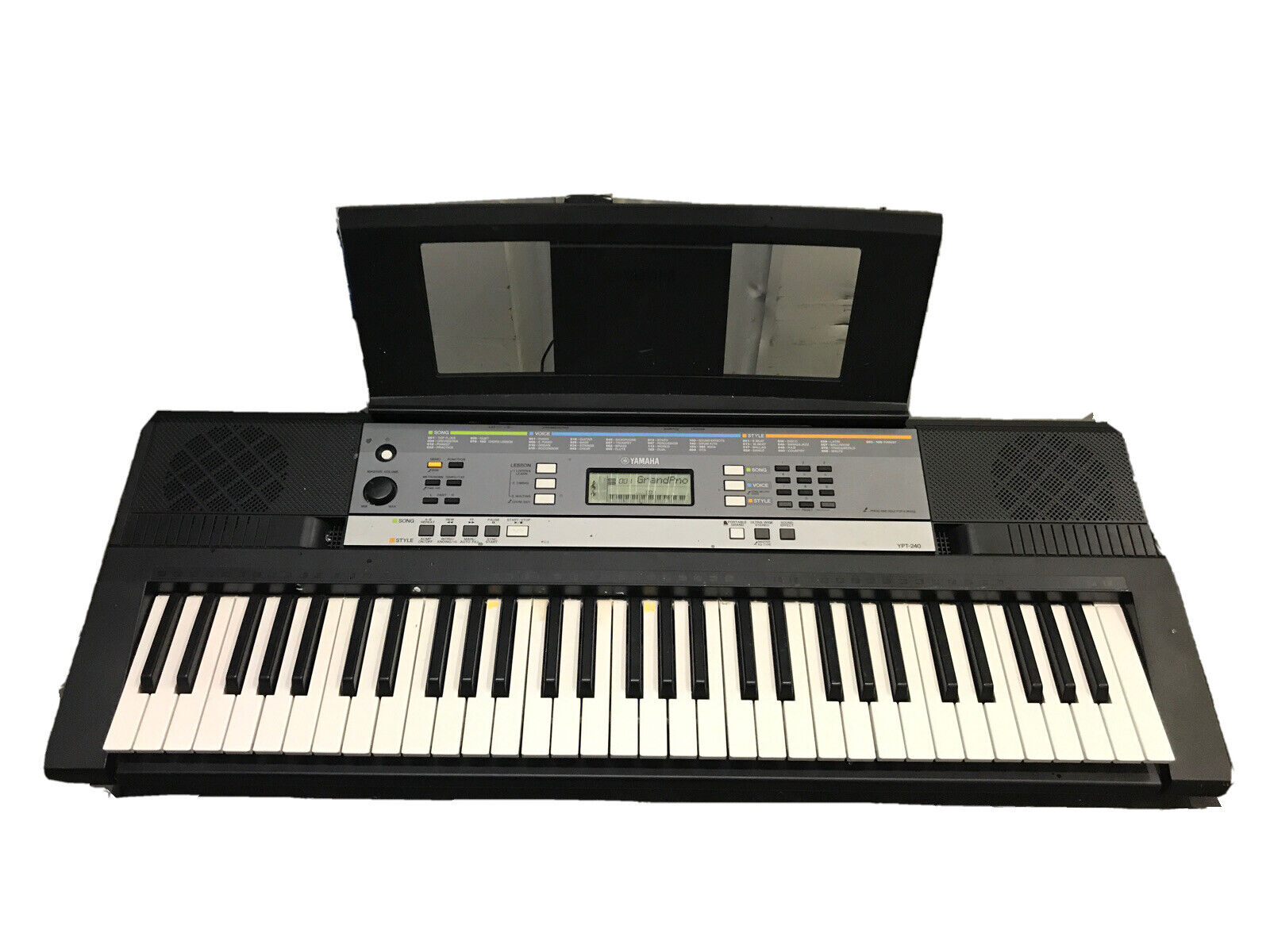 Yamaha YPT240 61-Key Portable Keyboard With Ultra Wide Stereo