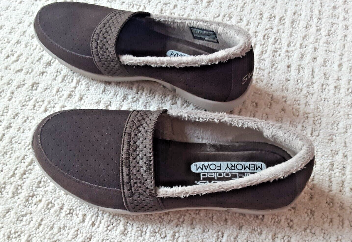 SKECHERS MEMORY FOAM SIZE BROWN LEATHER FAUX FUR LINED SLIP ON
