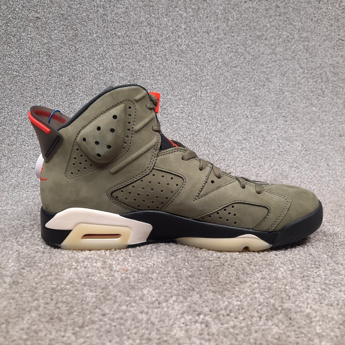 Travis Scott × Air Jordan 6 Medium Olive Nike Air Jordan 6 Retro Travis Scott Medium Olive Green Men