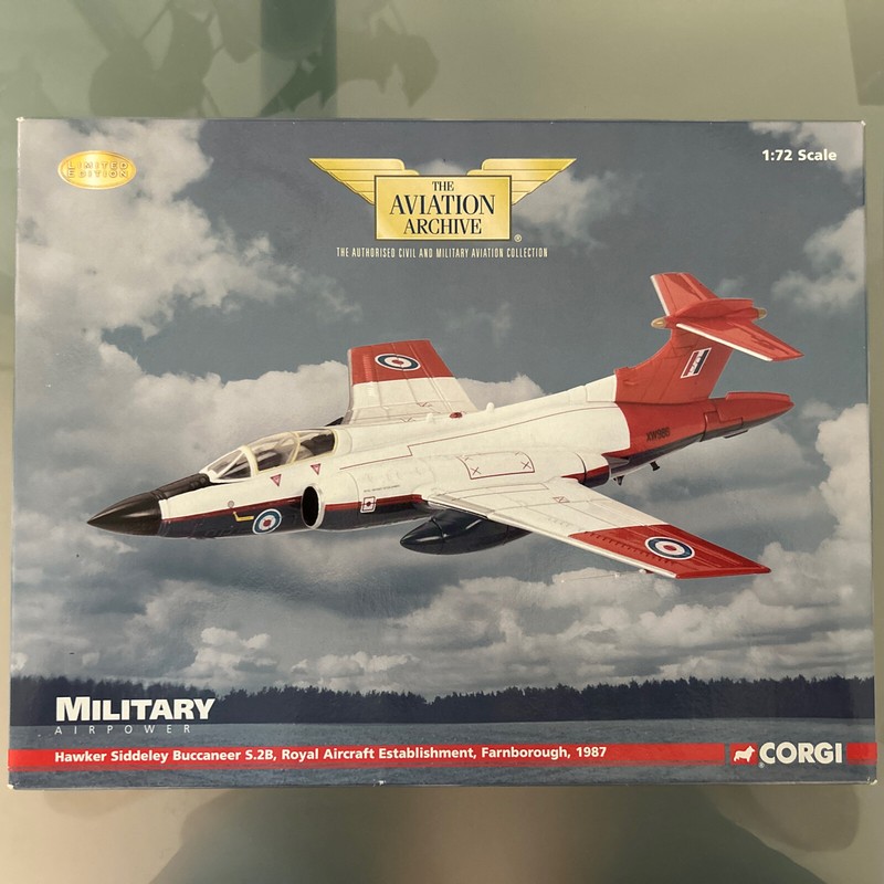 CORGI AA34108 1:72 Hawker Siddeley Buccaneer S.2B Farnborough,1987