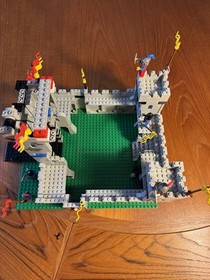 LEGO 6080 King's Castle - INCOMPLETE