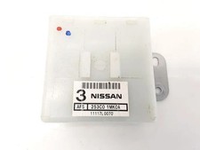 Feu avant (phare) Infiniti M30