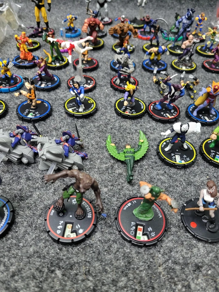 Marvel HeroClix Lote Mixto 40+ Wolverine Iron Man X-Men Vengadores Figuras WizKids Foto 3 de 4