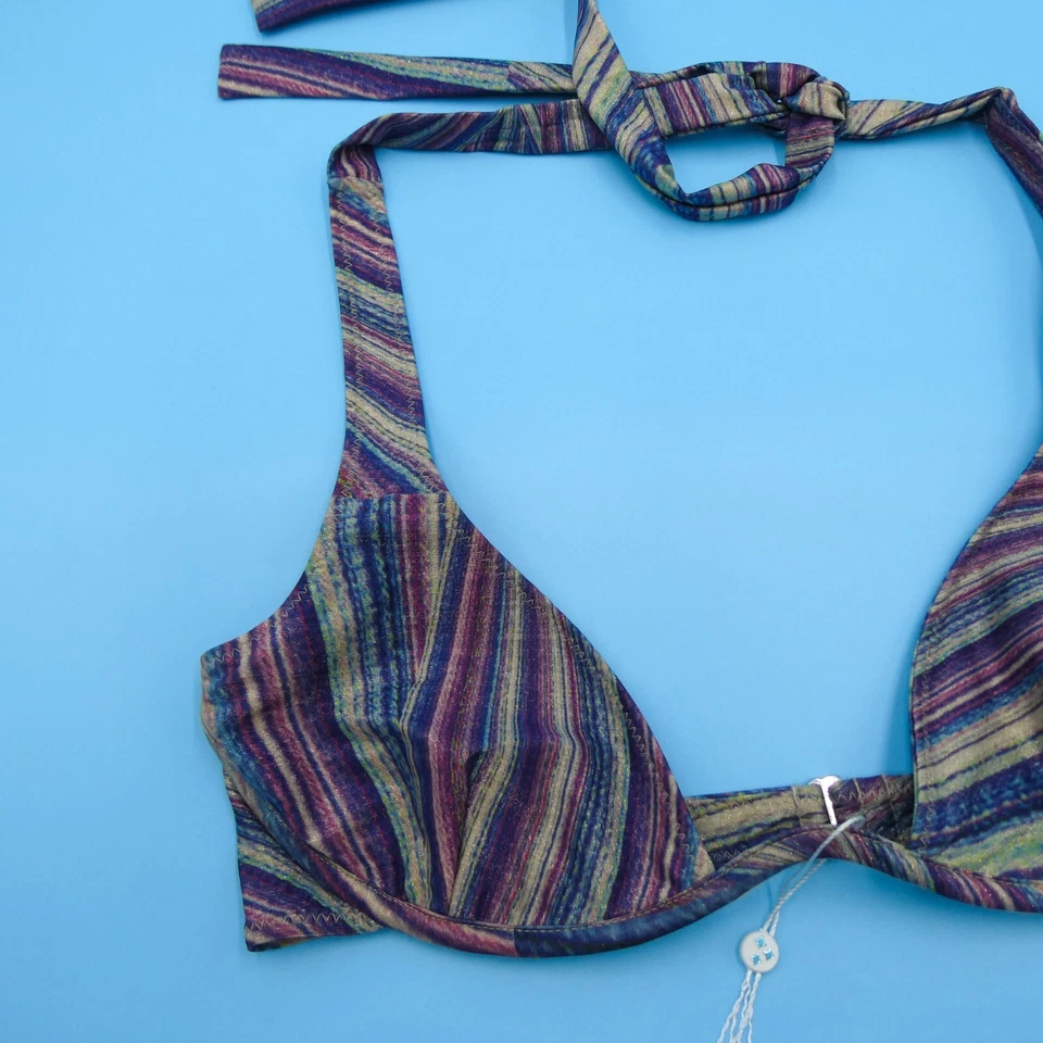 Top de biquíni Frankies biquínis listrado grande triângulo com fio Hailee Steinfeld - Imagem 2 de 4