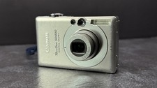 Canon PowerShot SD300 ELPH 4.0MP Digital Camera - Silver