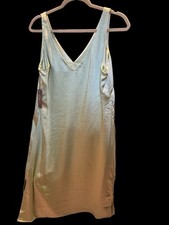 NWT Vince Camuto V-Neck Sleeveless Slip Dress SZ M Foam Green MSRP $129