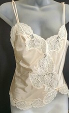 Vintage VASSARETTE Extensive Lace Accents Nylon Beige Camisole Lingerie Size 32